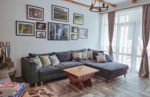 Stoykite Villa | Villa Tangra: Guest Rated 9.8, Pet & Child Friendly Stay