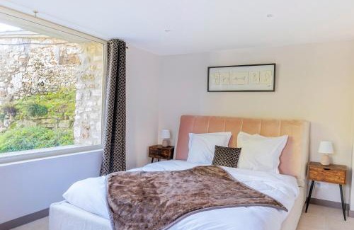 Crespieres Villa | Family-Friendly Retreat at Villa Tapia Awaits Your Stay