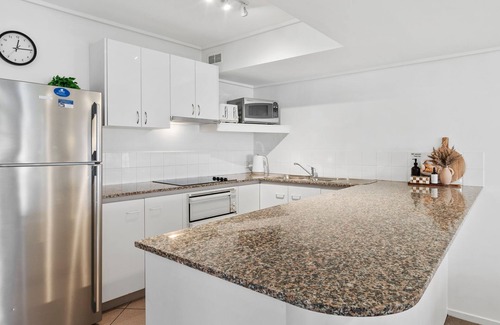 Mulwala Villa | Villa Tarni Unit 7 Lake Mulwala frontage and short walk to all clubs