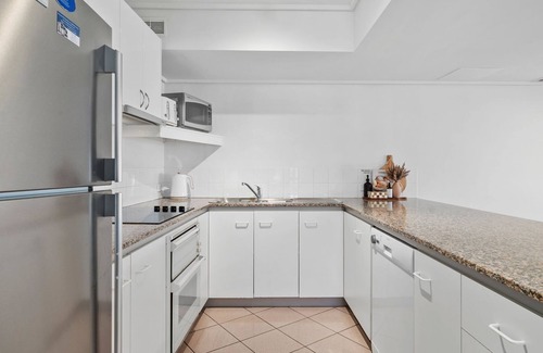 Mulwala Villa | Villa Tarni Unit 7 Lake Mulwala frontage and short walk to all clubs