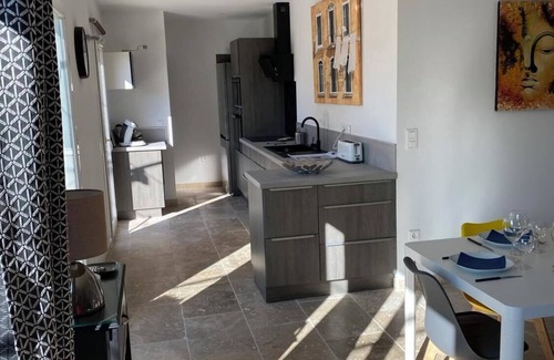 Tavel Villa | Discover Villa TAVEL: Pet-Friendly Stay Near Avignon