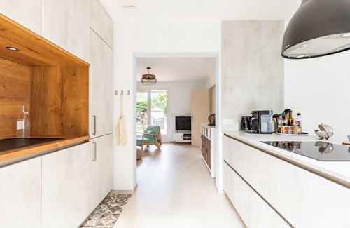 Vieux-Boucau-les-Bains Villa | Villa Terras: Family-Friendly Retreat Steps from Attractions