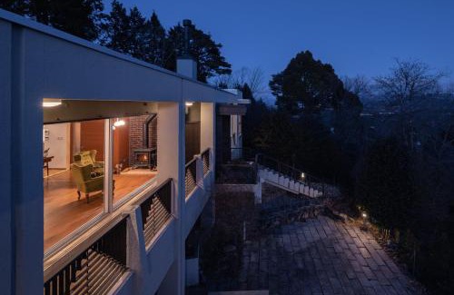 Mizunami Villa | Discover Villa TEN ZAN: Family-Friendly with Hot Tub