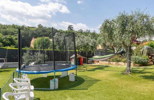 Soiano del Lago House | Pet-Friendly Villa Teresa Apt with Lake Garda Views