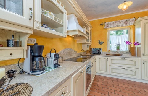 Lupoglav Villa | Discover Villa Terracotta: Family-Friendly Stay with Pool