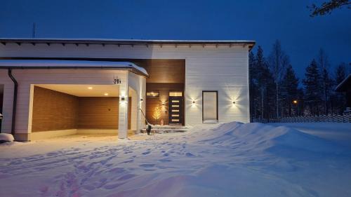 Rovaniemi Apartment | Villa Arctic Light: Family and Pet-Friendly Retreat