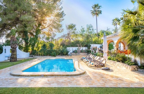 Urbanizacion La Mandarina Villa | Discover Villa Tesoro: Family-Friendly Retreat with Pool