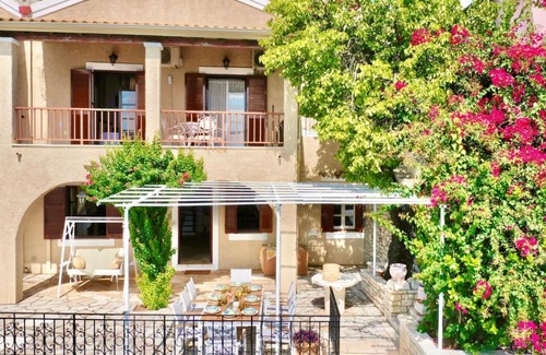 Vlachatika Villa | Villa Tesoro Kalami: Private Pool & Oceanfront Escape