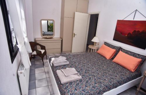 Ormos Panagias House | Elegant Villa The Cosy Olive with Ocean View & Family-Friendly