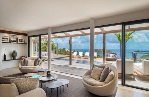 Corossol Villa | Elegant Villa The One: Poolside Retreat for Families