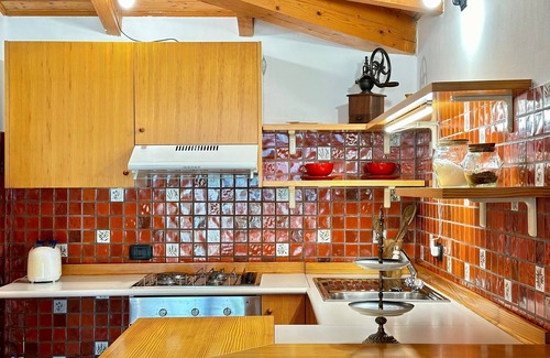Riva del Garda Villa | Villa 'The Queen Of Garda' with Lake View, Private Garden and Balcony