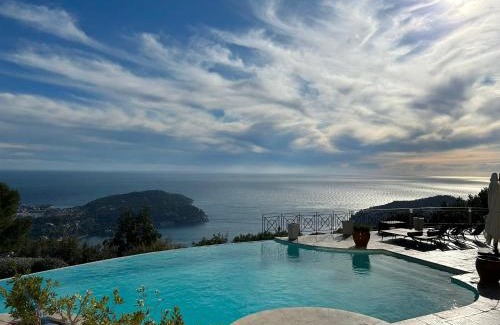 Villefranche-sur-Mer Villa | Relaxing Villas in France with Oceanfront Pools & Spa