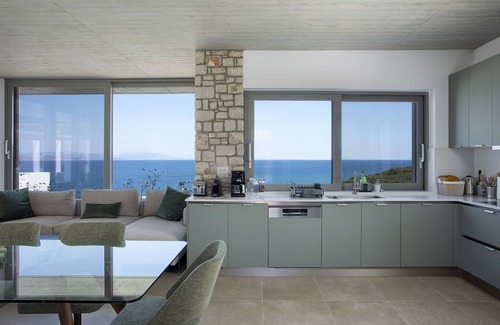 Xiropigado Villa | Discover Villa Thymari: Embrace the Mediterranean Lifestyle!