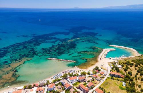 Kateleios Villa | Relax at Villa Thymari with Pool and Family Amenities