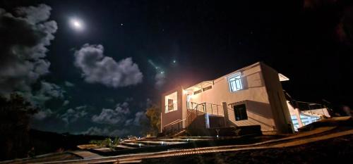 Rodrigues Island House | Villa Ti Zil: Family-Friendly Retreat with Pool & 10/10 Rating