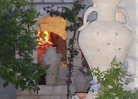 Scialara Apartment | Oceanfront Villa Tiarè: Guest Rated 9.5/10 & Family Friendly