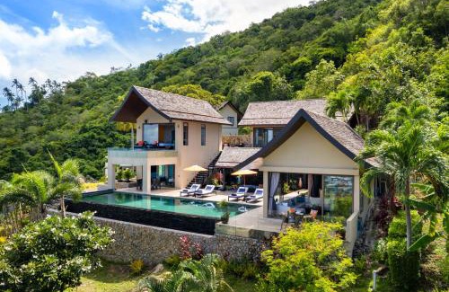 Bophut Villa | Serene Villa Tiga: 4BR Cliffside Oceanfront Retreat
