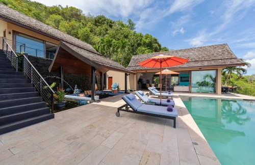 Bophut Villa | Serene Villa Tiga: 4BR Cliffside Oceanfront Retreat