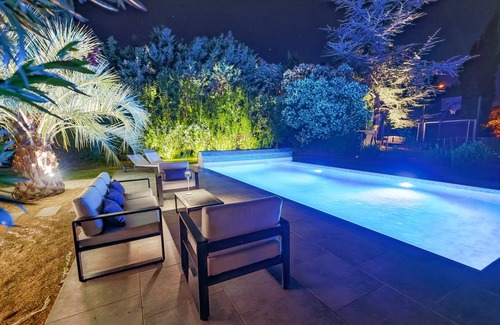 Peymeinade Villa | Villa Timautine Cannes: Pet-Friendly Oasis with Pool & Golf