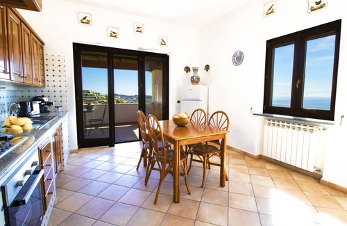 Forio Villa | Villa Titina: Oceanfront Apartments with Breathtaking Views