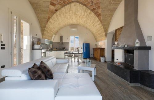 Acquarica del Capo Villa | Villa Toffi by BarbarHouse: Family-Friendly Retreat with Pool