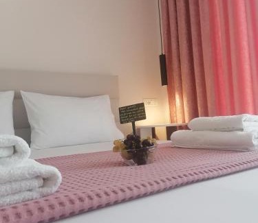 Jala Bed & Breakfast | Discover Villa Tonia: Family-Friendly Retreat with High Ratings