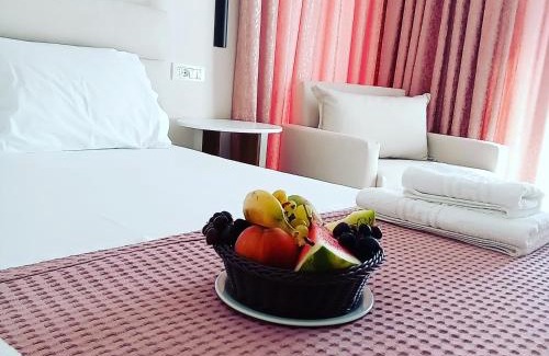 Jala Bed & Breakfast | Discover Villa Tonia: Family-Friendly Retreat with High Ratings