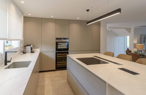 Velez-Malaga Villa | Top-Rated Villa Torium Vélez-Málaga with Oceanfront Pool