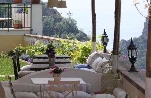 Ravello Villa | Top-Rated Villa Torre dello Ziro with Pet-Friendly Amenities