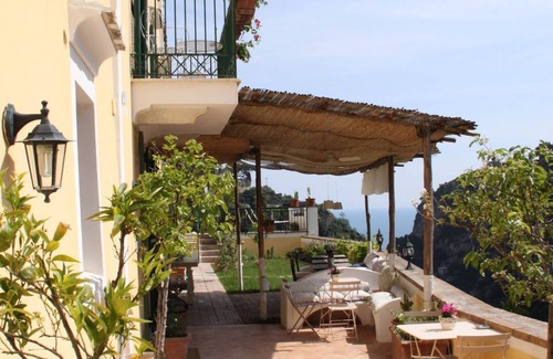 Ravello Villa | Top-Rated Villa Torre dello Ziro with Pet-Friendly Amenities