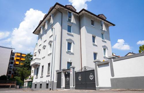 Monza House | Villa Tosati: Family-Friendly Haven with Top Guest Ratings