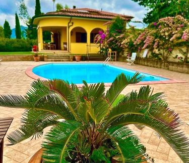 San Vincenzo Villa | Experience Villa Toscagialla: Oceanfront Bliss Awaits