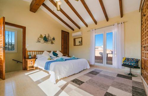 El Tosalet Villa | Discover Villa Toscamar: Family-Friendly with Pool Access