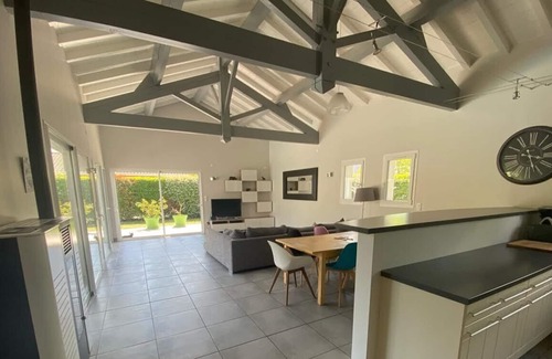 Tosse House | Villa Tosse Piscine Chauffée Pour 12 Personnes