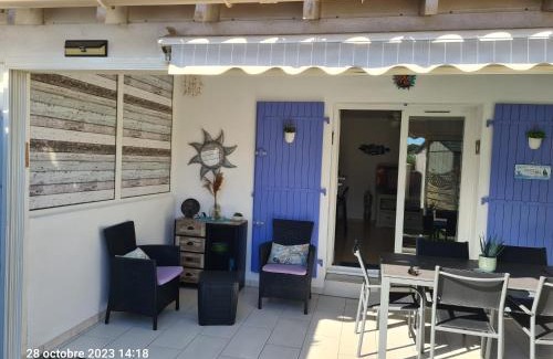Portiragnes-Plage House | Relaxing Villa with Pool, Steps from the Beach – Pet Friendly