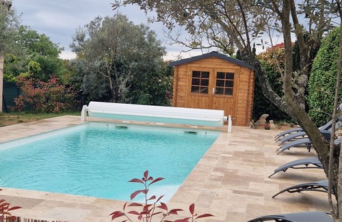 Rosieres Villa | Ideal Villa Tout Confort L'orchidée with Heated Pool