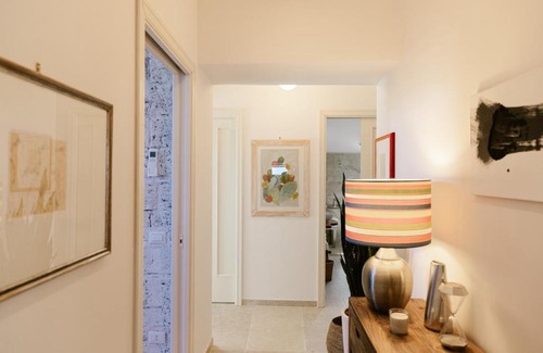 Sorrento City Centre Apartment | Villa Tozzoli 'Top' Floor - Rated 10/10 by Guests