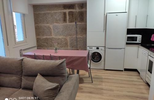 Ourense Apartment | Elegant Villa Trabazos Abellas - Rated 9.2, Family Friendly