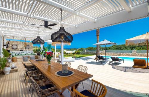 Atsipópoulon Villa | Villa Trinity: Oceanfront Escape with Pool & Hot Tub