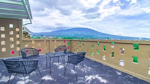 Sidomulyo Villa | Villa Triplet 1 with PrivatePool and Rooftop