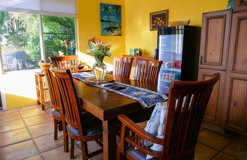 Tropaco Point Villa | Beachfront Villa Tryst: Pet-Friendly Oasis at Hull Bay