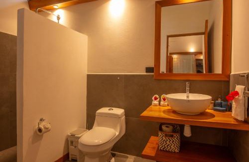 Chiguata House | Villa Tucán: Relax by the Pool, Steps from the Ocean