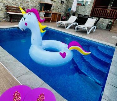 Puerto del Rosario Villa | Villa Turmero: Family-Friendly Retreat with Pool Access