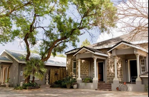 Lichtenburg Bed & Breakfast | Family-Friendly Villa Twente Guest House with Pool Access