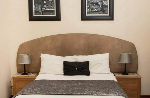Lichtenburg Bed & Breakfast | Family-Friendly Villa Twente Guest House with Pool Access