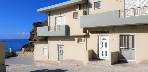Myrtos Apartment | Discover Villa Tzortzaki - Afroditi: Rated 9.8 for Families