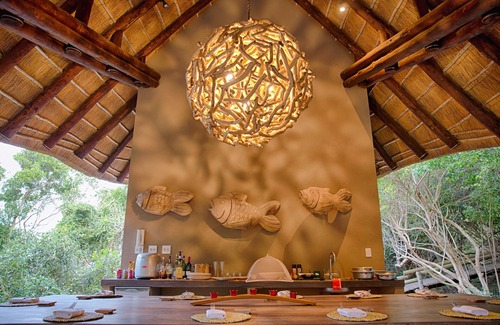 Machangulo Villa | Villa Ukuthula: Experience the Bush and Ocean Retreat