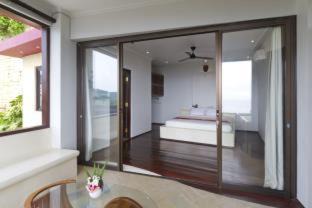 Senggigi Villa | Villa Umbrella: Oceanfront Retreat with Spa & Pool