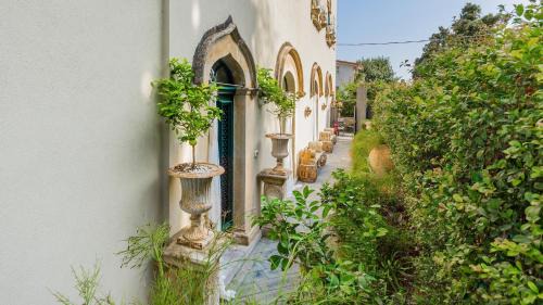 Taormina Villa | Experience Villa Urbis Taormina: Pool, Ocean Views & Lift