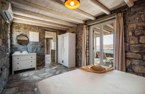 Serifos Villa | Villa Vagia: Family-Friendly Retreat with Pool Access